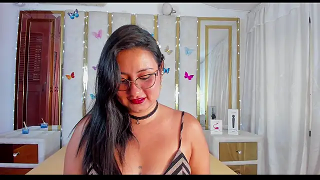 Luna021 1 online show from 09-15-25, 07:47