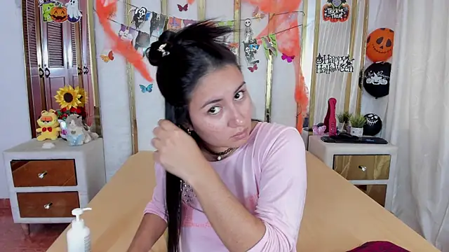 Luna021 1 online show from 10-25-25, 08:36