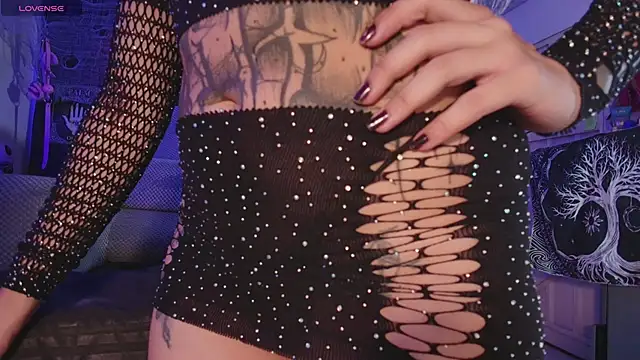 agathaaiko6 online show from 04-24-26, 01:41