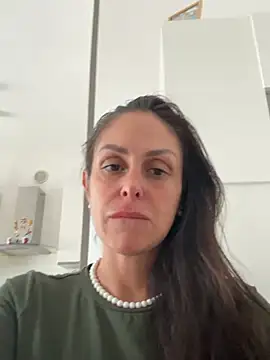 ainaht online show from 04-11-26, 01:37