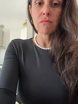 ainaht online show from 04-23-26, 01:46