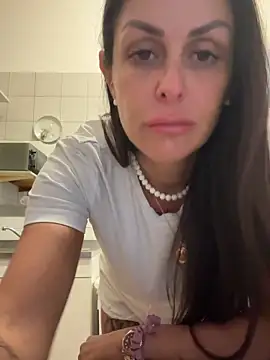 ainaht online show from 04-27-26, 07:50