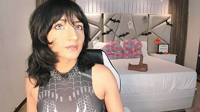 Maddy XOXO HOT online show from 10-28-25, 11:51