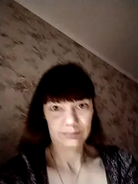 AliceSwan1122 online show from 02-01-26, 05:44