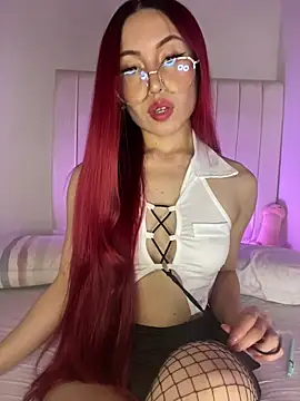 Abbi Gomez online show from 10-21-25, 12:44