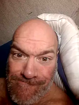 Snapshot of nounours197314 chatting on 11-15-25, 09:50 nounours197314 online show from 11-15-25, 09:50