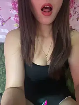 Moon pusy online show from 04-22-26, 09:16