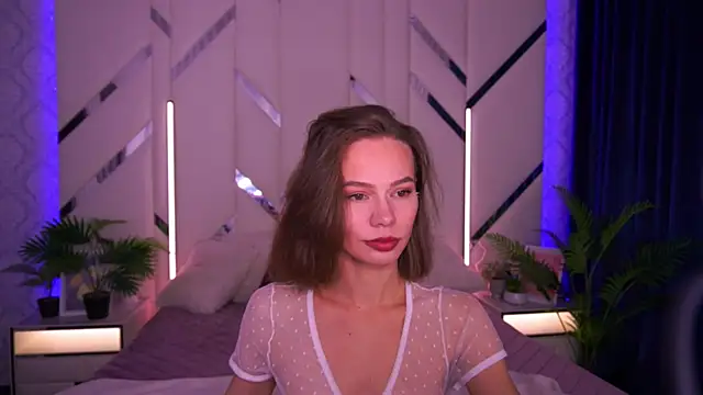 ShyySiren online show from 12-04-25, 08:45