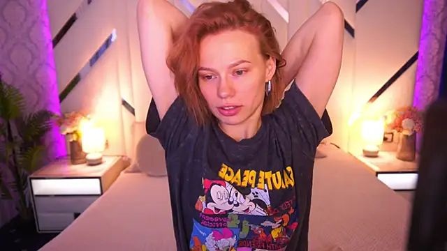 ShyySiren online show from 06-12-26, 06:56