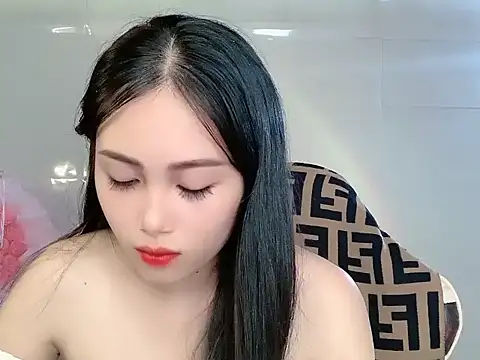 Lyly4757 online show from 10-29-25, 08:05