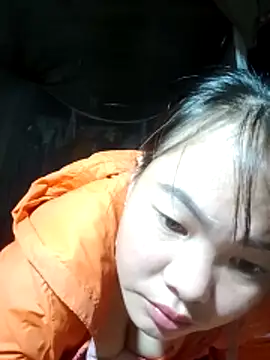 emilyzz online show from 11-04-25, 02:21