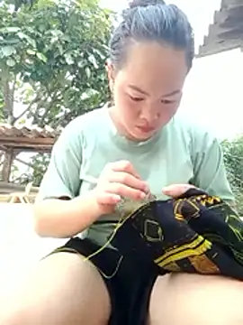 emilyzz online show from 04-10-26, 08:41