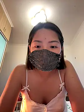 TiNa wiwi online show from 10-24-25, 09:38