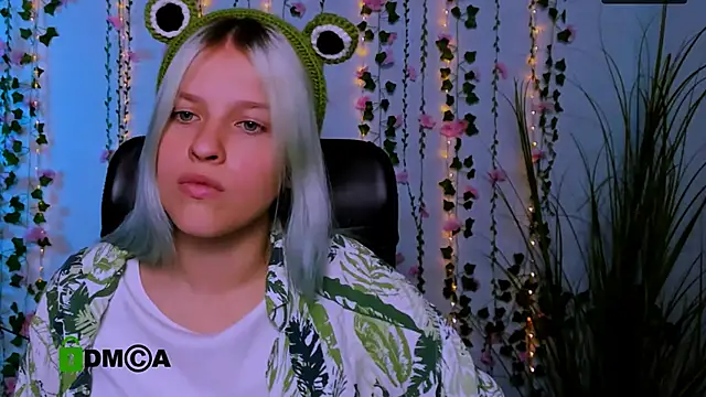 kaela spell  online show from 10-02-25, 01:18