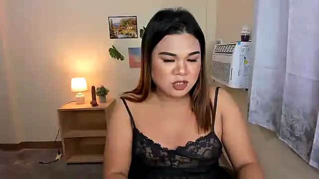 Snapshot of sollen-goddes chatting on 09-29-25, 10:25 sollen-goddes online show from 09-29-25, 10:25