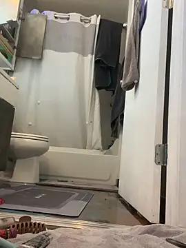 Snapshot of Texxaspearl chatting on 10-25-25, 11:51 Texxaspearl online show from 10-25-25, 11:51