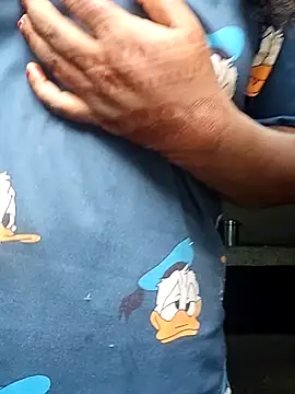 Snapshot of lickcandy chatting on 10-30-25, 03:08 lickcandy online show from 10-30-25, 03:08