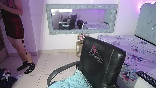 Snapshot of Cordelia_Perlman chatting on 10-14-25, 12:06 Cordelia Perlman online show from 10-14-25, 12:06