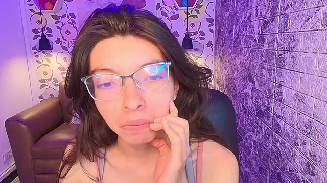 alllyson  online show from 10-01-25, 07:53