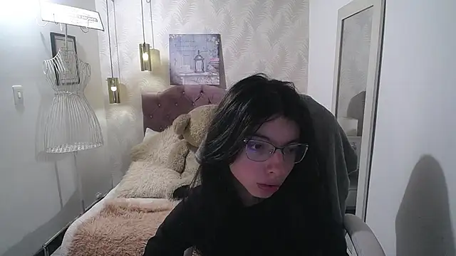 alllyson  online show from 10-07-25, 08:06