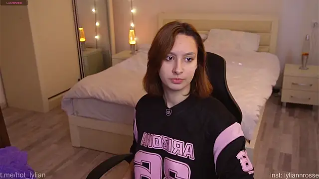 LilyannRosse online show from 11-03-25, 07:20