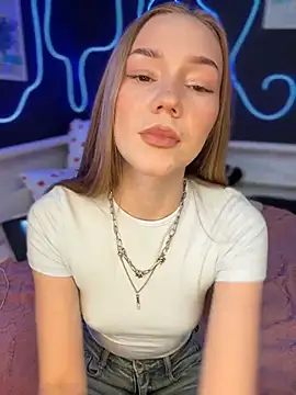 MilaMoone online show from 04-20-26, 11:13