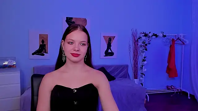 Snapshot of BetsyKiss chatting on 09-30-25, 05:45 BetsyKiss online show from 09-30-25, 05:45