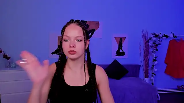 Snapshot of BetsyKiss chatting on 10-19-25, 05:19 BetsyKiss online show from 10-19-25, 05:19