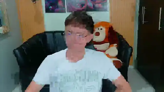 Snapshot of Dominic_Carmine chatting on 10-22-25, 08:30 Dominic Carmine online show from 10-22-25, 08:30