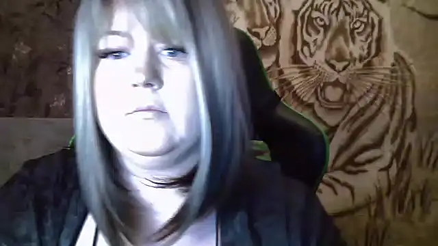 YuliiaSan online show from 10-01-25, 02:56