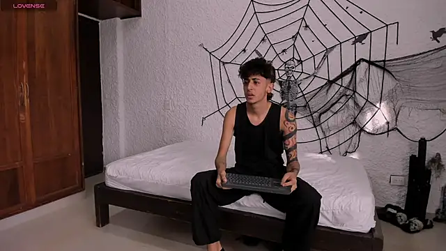 j martony online show from 11-01-25, 12:18