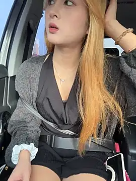 Snapshot of yuki_june chatting on 10-29-25, 08:16 yuki june online show from 10-29-25, 08:16