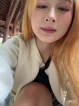 Snapshot of yuki_june chatting on 11-21-25, 08:02 yuki june online show from 11-21-25, 08:02