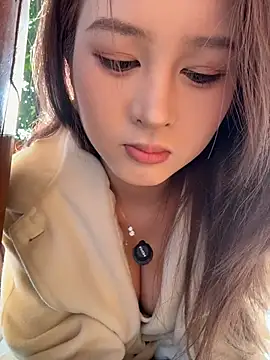 Snapshot of yuki_june chatting on 01-15-26, 08:19 yuki june online show from 01-15-26, 08:19