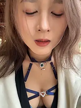 Snapshot of yuki_june chatting on 01-16-26, 08:29 yuki june online show from 01-16-26, 08:29