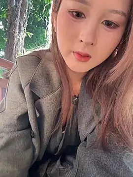 Snapshot of yuki_june chatting on 02-01-26, 08:46 yuki june online show from 02-01-26, 08:46