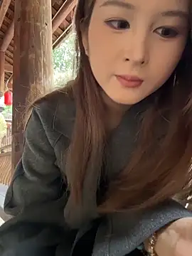 Snapshot of yuki_june chatting on 02-05-26, 08:41 yuki june online show from 02-05-26, 08:41