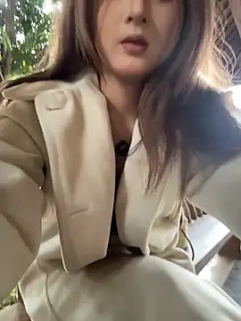 Snapshot of yuki_june chatting on 02-10-26, 09:02 yuki june online show from 02-10-26, 09:02