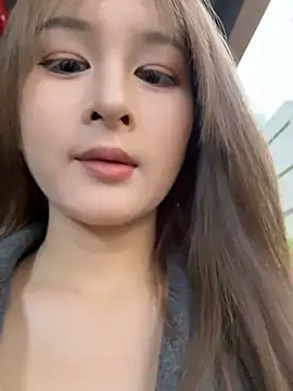 Snapshot of yuki_june chatting on 02-12-26, 10:21 yuki june online show from 02-12-26, 10:21