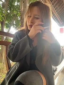 Snapshot of yuki_june chatting on 03-07-26, 08:44 yuki june online show from 03-07-26, 08:44