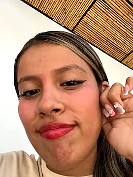 EMILIIA RICHTER   online show from 10-07-25, 06:49