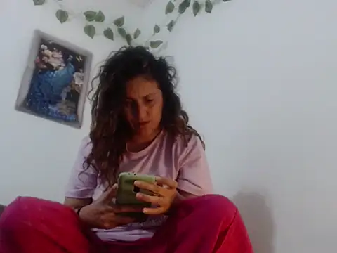 Snapshot of sany_thomson chatting on 10-03-25, 02:08 sany thomson online show from 10-03-25, 02:08