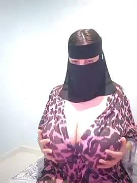 Snapshot of __arabica chatting on 09-27-25, 05:07 arabica online show from 09-27-25, 05:07