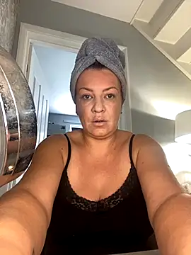 Snapshot of PoppyPrincessxox chatting on 09-22-25, 10:50 PoppyPrincessxox online show from 09-22-25, 10:50