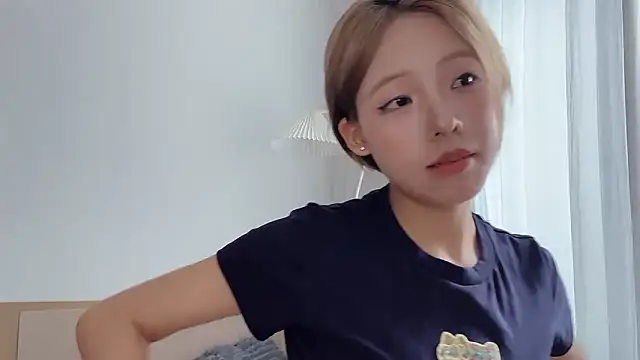 Meng 777 online show from 04-28-26, 08:08