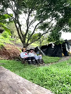 Snapshot of sky-wolves chatting on 11-20-25, 09:14 sky-wolves online show from 11-20-25, 09:14