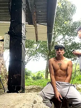 Snapshot of sky-wolves chatting on 01-17-26, 07:17 sky-wolves online show from 01-17-26, 07:17