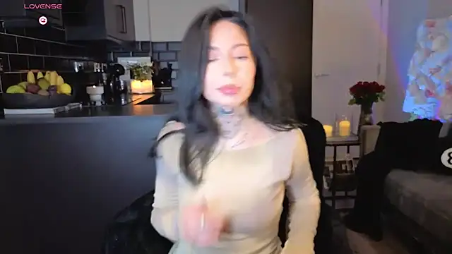 jeans-and-peach online show from 09-28-25, 12:49