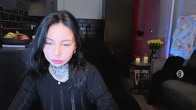 jeans-and-peach online show from 10-04-25, 03:59