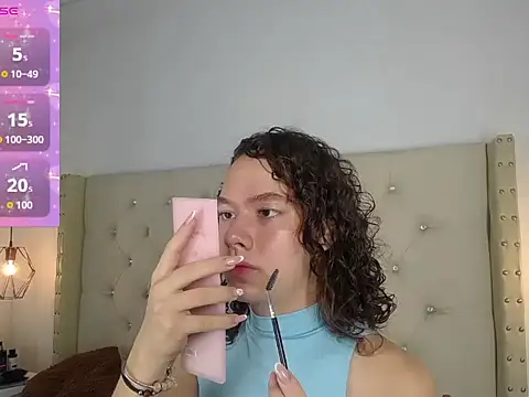 Snapshot of bycandy_ chatting on 10-26-25, 12:11 bycandy  online show from 10-26-25, 12:11